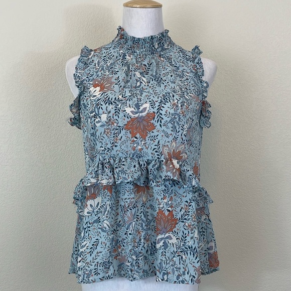 Hayden Tops - Hayden sleeveless blue floral blouse size small